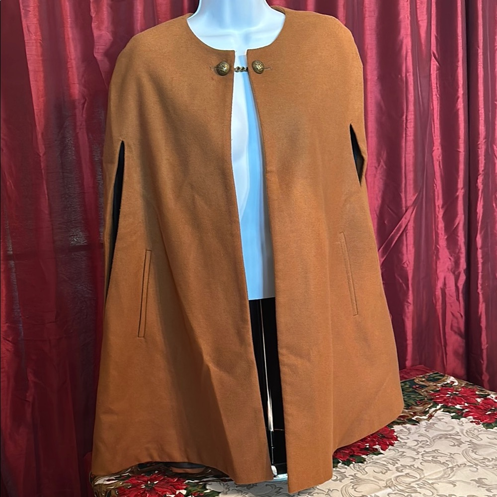 Vince Camuto Tan Cape Jacket Minimalist Design